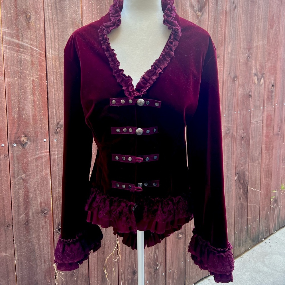 Elegant Valvet Coat- Burgundy color